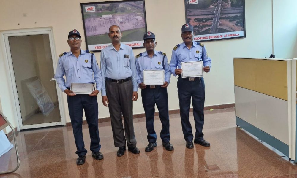 whatsapp image 2025 12 24 at 21.00.21